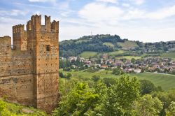 Il castello che domina Castell'Arquato di Piacenza
