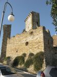 Il Castello del borgo di Montecolognola in Umbria, Lago Trasimeno - © Demeester - CC BY-SA 3.0, Wikipedia