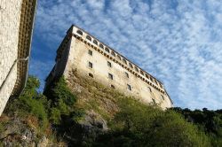Il Castello di Alessandro nel borgo di Pescolanciano in Molise - © CC BY-SA 4.0, Wikipedia