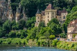 Il castello di Chateau de la Mallantrie a La Roque Gageac in Francia (Aquitania)