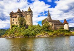 Il Castello di Chateau de Val nel Limosino in Francia