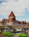 Il castello di Ouchy a Losanna, Svizzera. Oggi ospita un albergo anche se un tempo era una residenza vescovile. Lo stile con cui si presenta è un neogotico del XIX° secolo - © ...