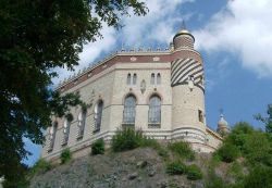 Il castello di Rocchetta Mattei a Grizzana Morandi in Emilia Romagna  - © Rapallo80 / Wikipedia