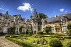 Il castello di Rochefort-en-Terre in Bretagna, Francia