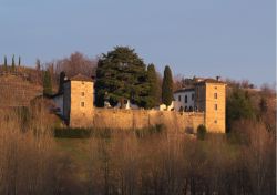 Il Castello di Trussi, costruzione medievale nella zona di Cormons, est Friuli - © Mario Saccomano / Shutterstock.com