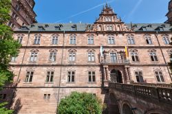 Il castello Johannisburg nella città bavarese di Aschaffenburg, Germania. Fatto costruire fra il 1605 e il 1619 dall'arcivescovo Schweikard von Kronberg, custodisce al suo interno ...