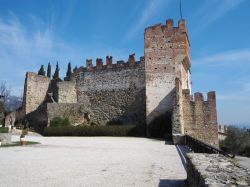Il Castello Superiore di Marostica, corona la cinta delle mura che avvolgono il borgo del Veneto