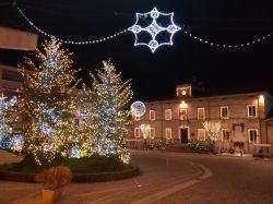 Il centro di Numana durante le feste di Natale, Siamo al Conero (Marche)