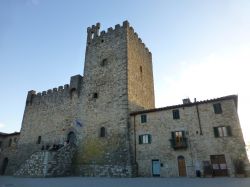 Il centro medievale di Castellina in Chianti situato tra Siena e Firenze in Toscana