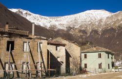 Il centro storico della borgata di Foce di Montemonaco, Marche.
