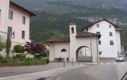 Il centro storico di Besenello, provincia di Trento - © Adert - CC BY-SA 3.0 - Wikipedia