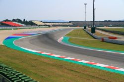 Il circuito di Misano Adriatico vicino a Rimini: uno dei tempi del motociclismo mondiale - © Pasquale Senatore / Shutterstock.com