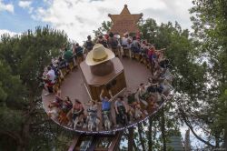 Il disco coaster di Buffalo Bill Rodeo a Mirabilandia, ...