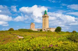 Il faro di Cap Frehel in Bretagna, comune di Plevenon, nord della Francia
