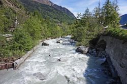 il Fiume Dora Baltea, in estate uno dei luoghi migliori per paraticare il rafting