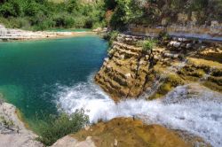 il fiume nella gola di Cavagrande in Sicilia