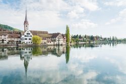 Il fiume Reno a Stein am Rhein, nord della Svizzera