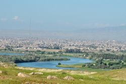 Il fiume Tigri in Iraq. Iraq significa terre basse ed è qui che si trova gran parte della regione storica della Mesopotamia