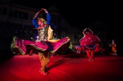 Il Gangaur festival ad Udaipur in India, il festival indiano della felicità coniugale. - © CamBuff / Shutterstock.com