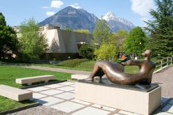 Il giardino del Museo Pierre Gianadda a Martigny in Svizzera - © Stefano Ember / Shutterstock.com