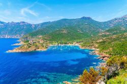 Il golfo della Girolata fotografato dalle montagne di Osani, in Corsica