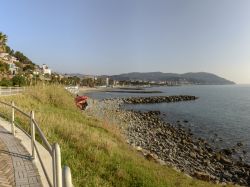 Il golfo e la spiaggia di Andora, in Liguria, Riviera di Ponente