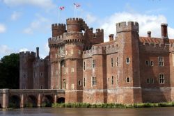 il Grande Castello di Herstomnceux in Inghilterra ...