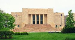 Il Joslyn Art Museum di Omaha, Nebraska. Inaugurato nel 1931 per volere di Sarah H. Joslyn in onore del marito, l'uomo d'affari George A. Joslyn, è il principale museo di belle ...