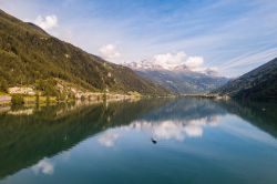 Il Lago di Poschiavo in Svizzera, Canton dei Grigioni.