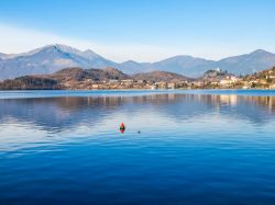 Il lago Grande di Avigliana in Piemonte