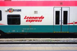 Il Leonardo Express collega Roma Termini con l'aeroporto di Fiumicino (Lazio) - © canbedone / Shutterstock.com