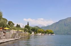  Il lungolago di Ossuccio in Lombardia - © Alexander Chaikin / Shutterstock.com