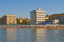 Il Lungomare di Bellaria e la spiaggia di Igea ...