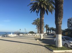 Il lungomare di La marsa, resort turistico alle porte di Tunisi, sul Mediterraneo