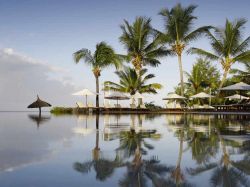 Il lusso di un resort a Le Morne Brabant - per chi sceglie di trascorrere una vacanza nella penisola di Le Morne Brabant, nel sud-ovest di Mauritius, le possibilità di alloggio sono innumerevoli. ...