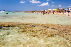Agosto in Puglia: il mare limpido di Marina di Pescoluse nel Salento