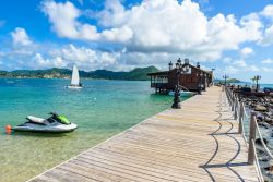 Il molo di Pigeon Island vicino a Rodney Bay, isola di Saint Lucia.