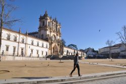 Il Monastero di Alcobaça in Portogallo, fotografato in una fresca giornata invernale