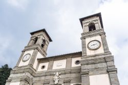 Il monastero di Camaldoli nella riserva naturale del Casentino, Toscana. Edificato a partire dal 1046, il complesso architettonico è composto dalla foresteria, dalla chiesa e dal monastero.



 ...