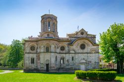 Il monastero medievale di Ljubostinja a Trstenik, Croazia. Costruito fra la fine del XIV° e l'inizio del XV° secolo, questo edificio religioso è il luogo di riposo della principessa ...