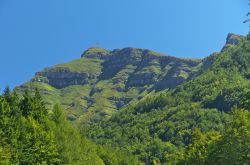 Il monte Corno alle Scale fotografato dal lago Cavone, Appennino Tosco-Emiliano