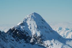 Il monte Corno Stella a Foppolo, Alpi bergamasche, innevato. Si trova in Val Brembana e raggiunge i 2620 metri di altezza.
