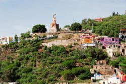 Il monumento al Pipila, Guanajuato, Messico. Inaugurata nel 1939, è una delle attrazioni turistiche più visitate della città. E' dedicato a Juan Jose de los Reyes Martinez ...