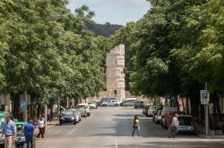 Il monumento eretto in memoria di Duarte Pacheco a Loulé, Portogallo. Statista e ingegnere portoghese, nacque il 19 aprile 1900 nella cittadina di Loulé.


