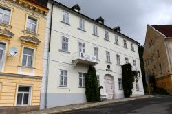 Il museo Goethe a Marianske Lazne, Repubblica Ceca. Si trova in un antico edificio del XIX° secolo e si affaccia su una strada del centro storico - © marekusz / Shutterstock.com