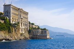 Il Museo Oceanografico di Monaco, Principato di Monaco. Questo suggestivo centro di conservazione e studi del mare venne fondato nel 1889 dal principe Alberto I° di Monaco. L'edificio ...