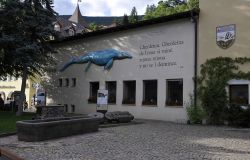 Il Museum Gherdeina nel centro di Ortisei in Val Gardena, Trentino Alto Adige. Questo museo etnografico, inaugurato nel 1960, si sviluppa su due piani e accoglie sculture, pitture, giocattoli ...