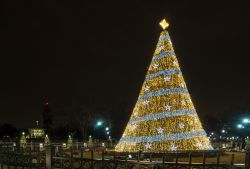 Il National Christmas Tree di Washington DC vicino alla Casa Bianca degli Stati Uniti d'America  - © Erik Cox Photography / Shutterstock.com