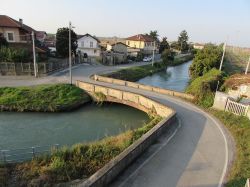 Il Naviglio di Santhià in Piemonte - © Pmk58 - CC BY-SA 4.0, Wikipedia