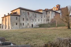 Il nuclueo storico di Morimondo sorto in Lombardia intorno alla chiesa abbaziale